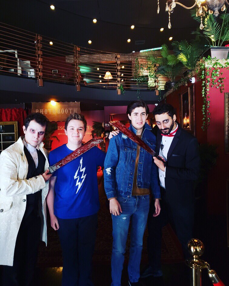 BriceEvanFisher's tweet photo. Spoiler alert: we escaped! #EscapeRoom #EscapeHotel #fun https://t.co/5ukGvTgw9H