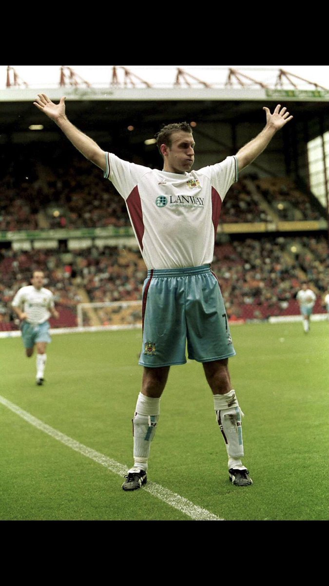 Our Annual sportsman dinner event is upon us!! This year’s guest speaker is @BurnleyOfficial Legend @GlenLittle07 🗓 Friday 10th May 🕒 6.30pm 📍 @RRLeisure1 £30 pp Ticket includes a hot supper, a performance from a top comedian and there will be an auction on the night