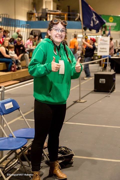 Hallie_M_R's tweet photo. I love @FIRSTweets with a passion. They’ve given me the best of friends, experiences, skills, and most importantly they’ve given me a community of people I feel at home with as both a student, alum, and mentor. I couldn’t be more grateful ❤️ Let competition season begin!! https://t.co/MqRLkY7LBY