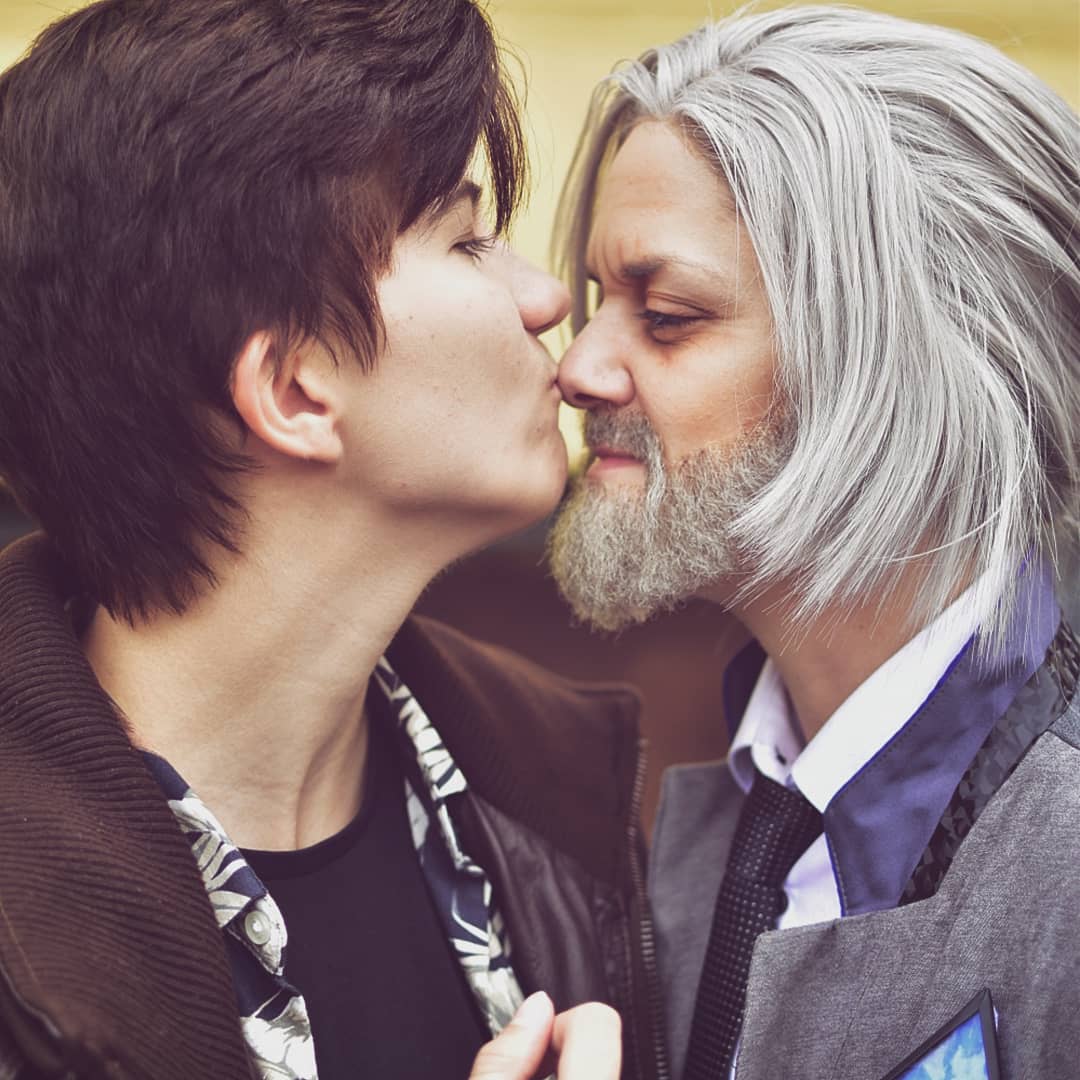 EnigmaInTheDust's tweet photo. "Maybe you plastic bots aren't as bad as I thought ..."

HK800: me
Connor: @shadowwalkercos
Full credit: https://t.co/DziUOv23p7

#Detroitbecomehuman #hankanderson #dbh #dbhcosplay #hankandersoncosplay 
 #hk800 #reverseau #connor #rk800 #androidhank #hankon https://t.co/yFyOhrgZ1u