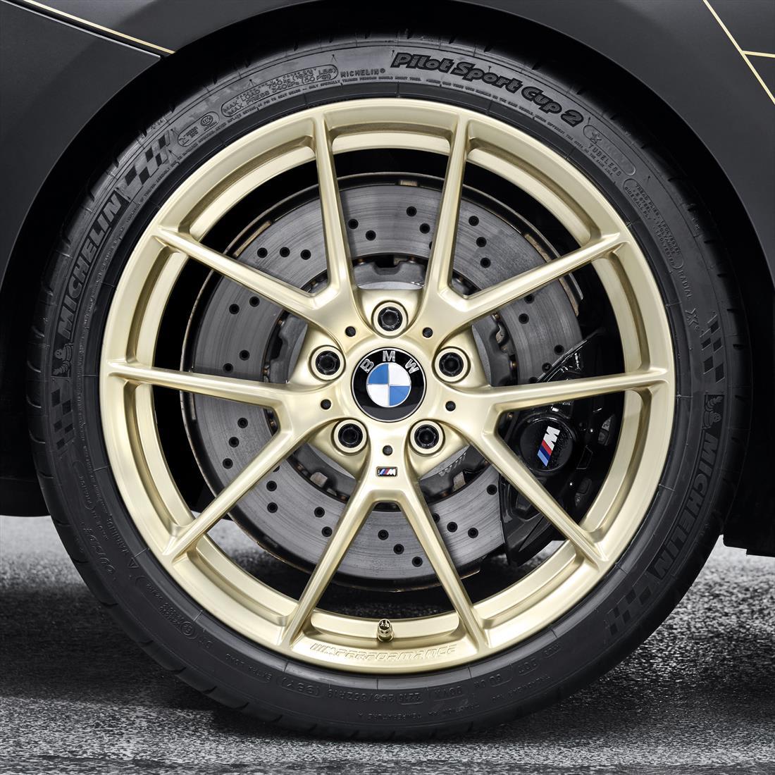 BMWSilverSpring's tweet image. Go for gold with the BMW Y-Spoke 763M Gold Wheel Set. 
Buy yours today: bit.ly/2W4QQ7Q