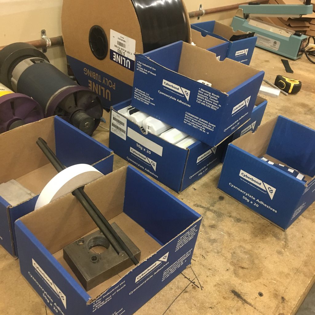 JackClamp's tweet image. Hard at work in the shop making more #PluckLight today!  #madeinmontana #MADEinUSA #handbuilt #Emergency #lighting 
buff.ly/2VKeN3X