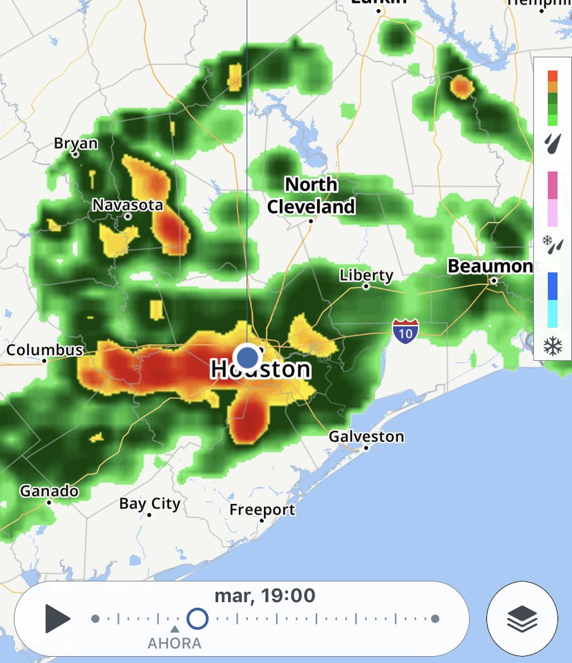 buhop's tweet photo. @HoustonDynamo is the Game still on? https://t.co/Vz9SfmRORb