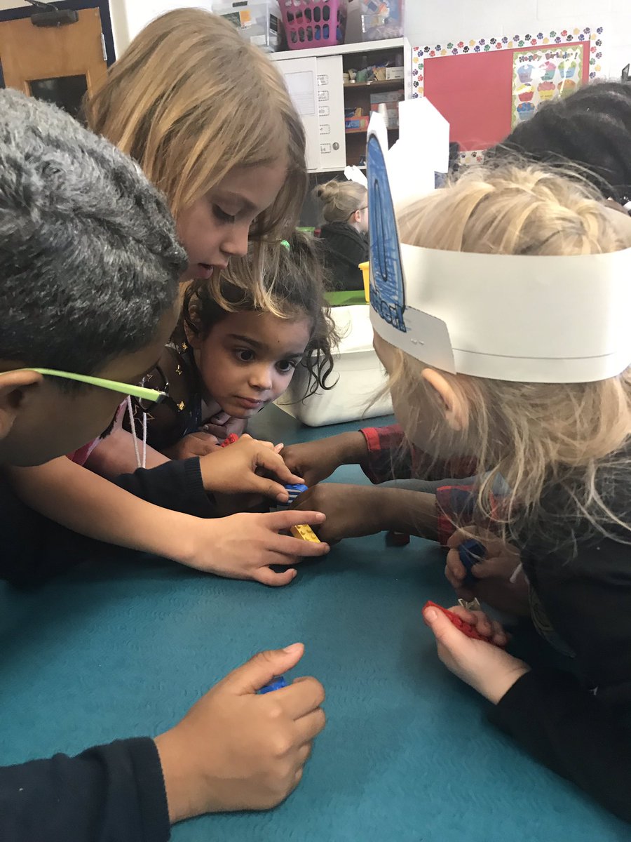 MrsMentnech's tweet photo. My class had a blast celebrating the 100th day today!! #MonticelloRocks https://t.co/oS7qTwE5FB