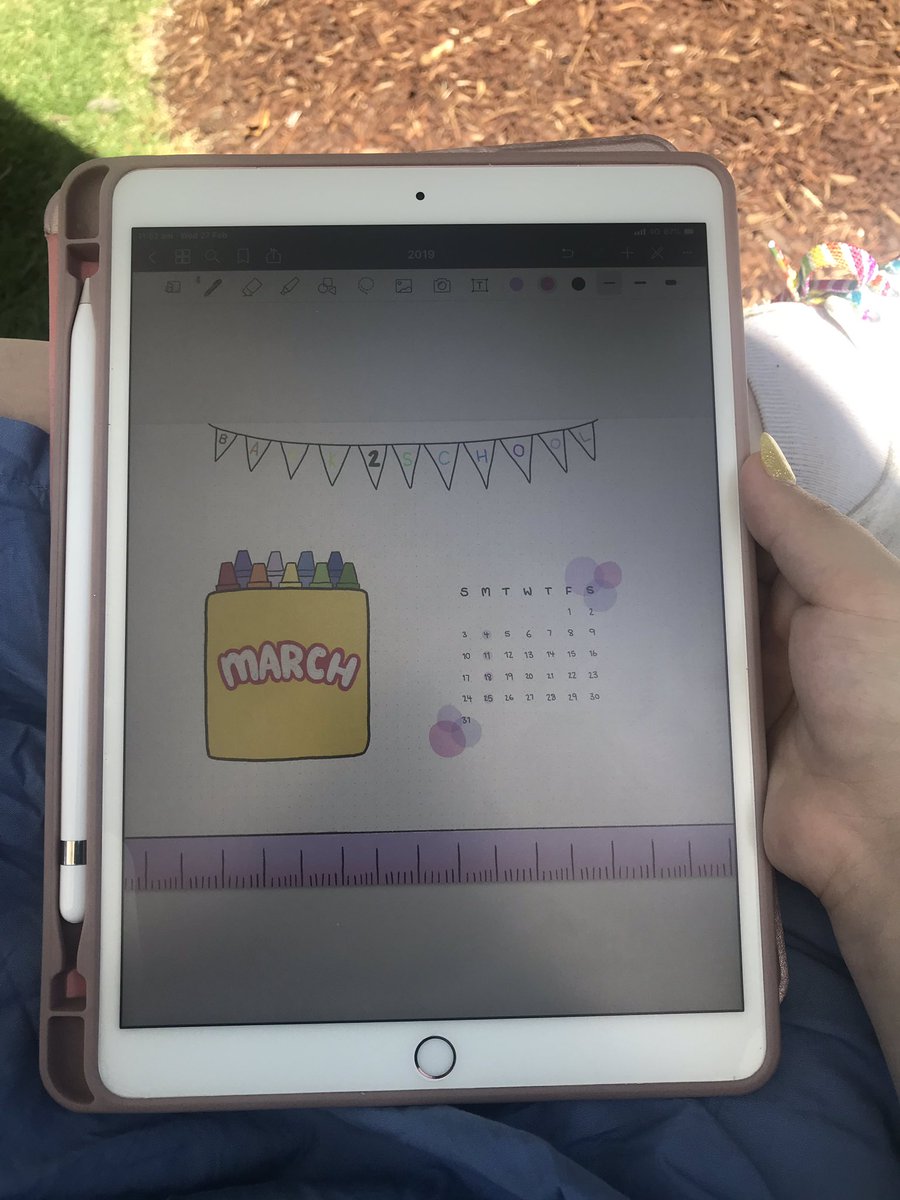 mikylalouise's tweet photo. March planner theme is “back to school” so naturally I drew some crayons 💁‍♀️🖍  #digitalplanner #paperlessstudent https://t.co/z33JxRMf5l
