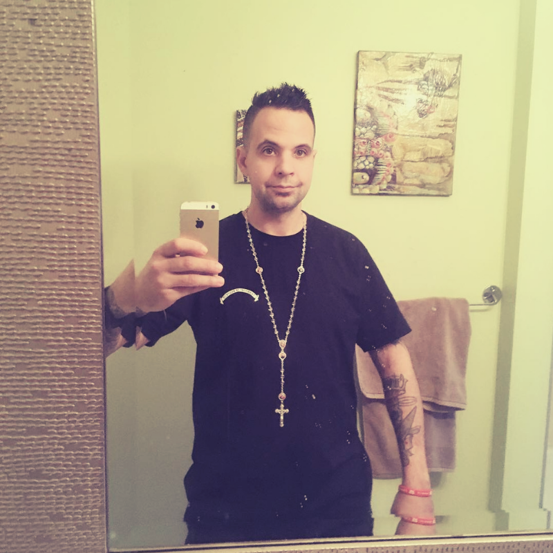 FAVORCanada's tweet photo. 'By choosing to live a #recovery based life I have been given a #secondchance at living. I’ve regained relationships with friends and family, but most importantly I have regained a loving relationship with myself.'

Loving yourself must always come first. Thank you Dan ❤ https://t.co/EJJgK6HAiZ