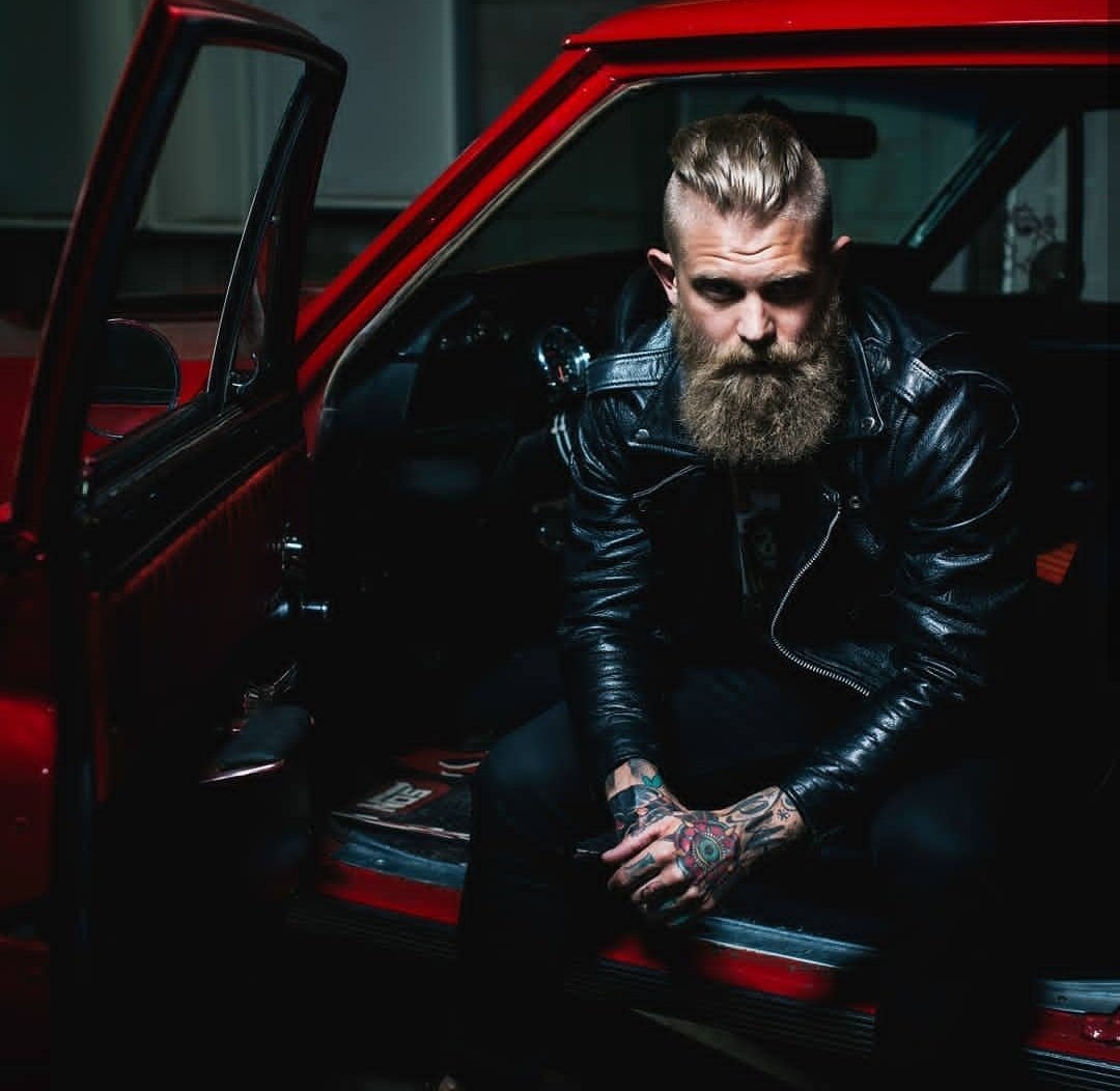 GearBeard's tweet image. "If it has tits or tiers I can make is squeal"

Asshole
Mechanic
Single
Mature
Banter

Retweet.