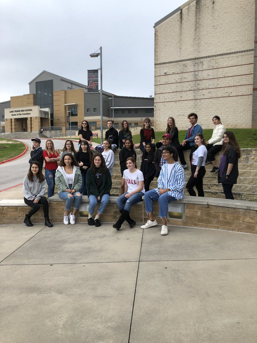 fabartclass's tweet photo. 24 artworks from 22 #studentartists #advancingtostate #taea #vase2019 from #laketravishighschool
@lthsfreed @lthspto @gordonbutler2174 @charlesaguillon @BradLancasterLT @LTFineArts @ltisdschools @LTISD @ltisd https://t.co/1Cvu8EI7bP