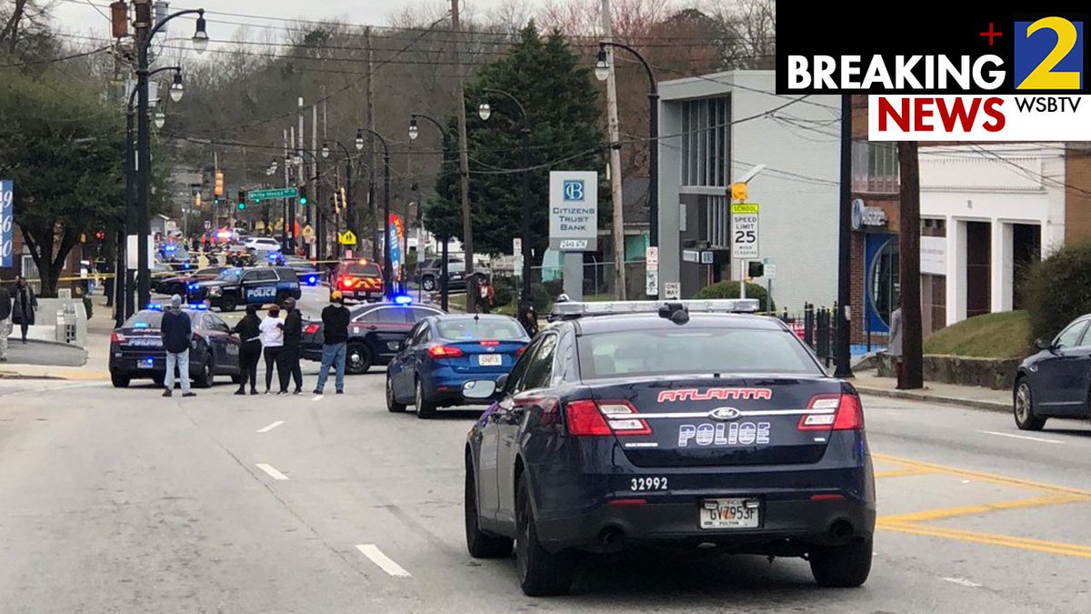 WHAT WE KNOW:

- A shooting has led to a massive police presence in SW Atlanta.

- Roads are blocked near Martin Luther King Jr. and Whitehouse Drive

- The shooting happened near Washington HS

LIVE AT 4: @AaronDiamantWSB will have the newest details: 2wsb.tv/2Nweoye