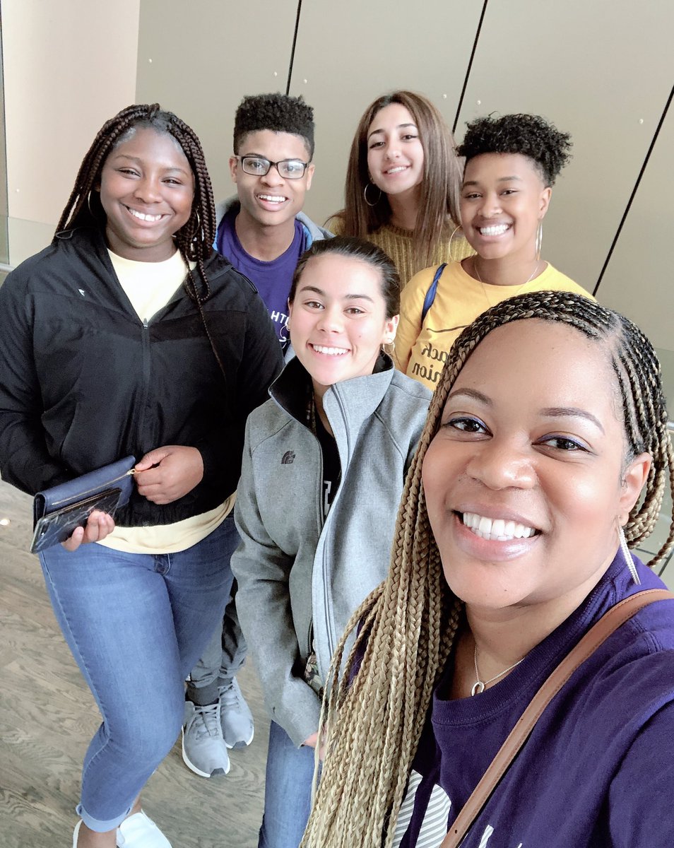 sheinspires7's tweet image. Two buses, roughly $300. Treating my awesome #upperclassmen #mentors to a day of #culture and #enrichment, #PRICELESS!!! These few pics doesn’t do justice to our experience today! I 💜 these kids!!! @DHSGAWildcats @GwinnettSchools