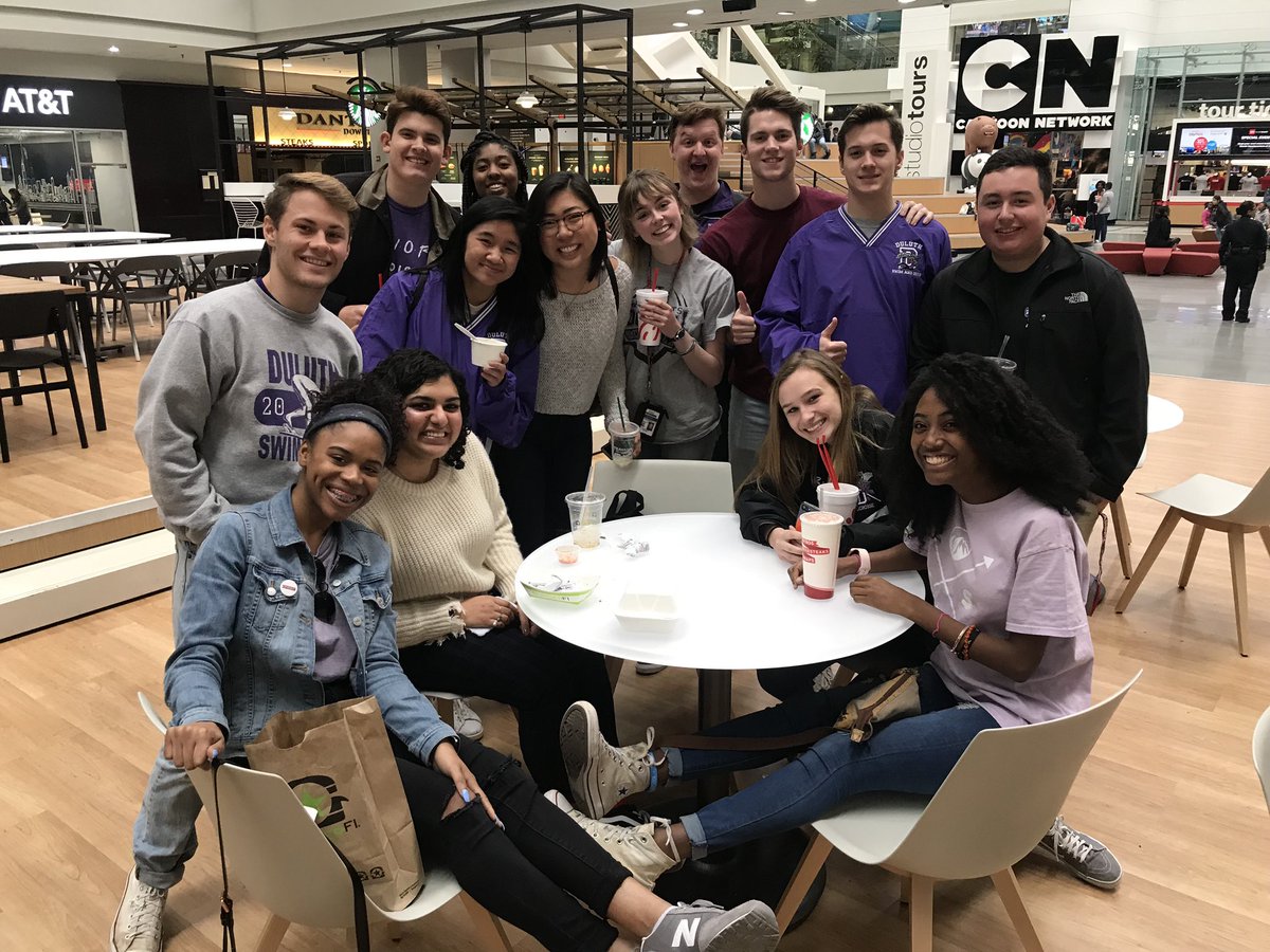 sheinspires7's tweet image. Two buses, roughly $300. Treating my awesome #upperclassmen #mentors to a day of #culture and #enrichment, #PRICELESS!!! These few pics doesn’t do justice to our experience today! I 💜 these kids!!! @DHSGAWildcats @GwinnettSchools