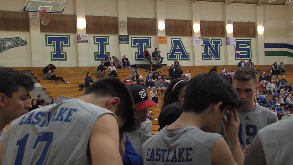 It was a clean sweep on the court for Eastlake as they hosted Point Loma! kusi.com/2-25-19-boys-v…