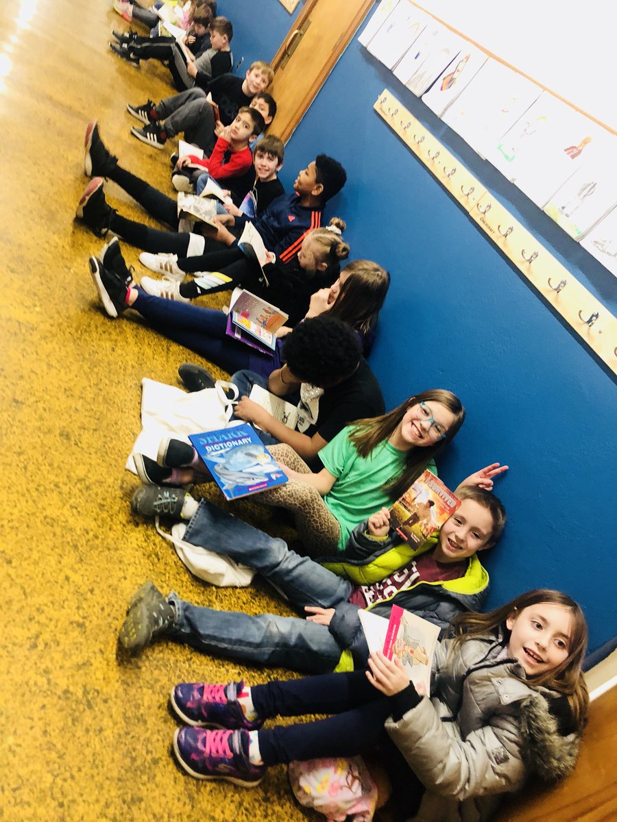 Miss_Yarmark's tweet photo. We love Read Across America Week! #Readingtrain #mtpsPRIDE https://t.co/2HTekmo8a5