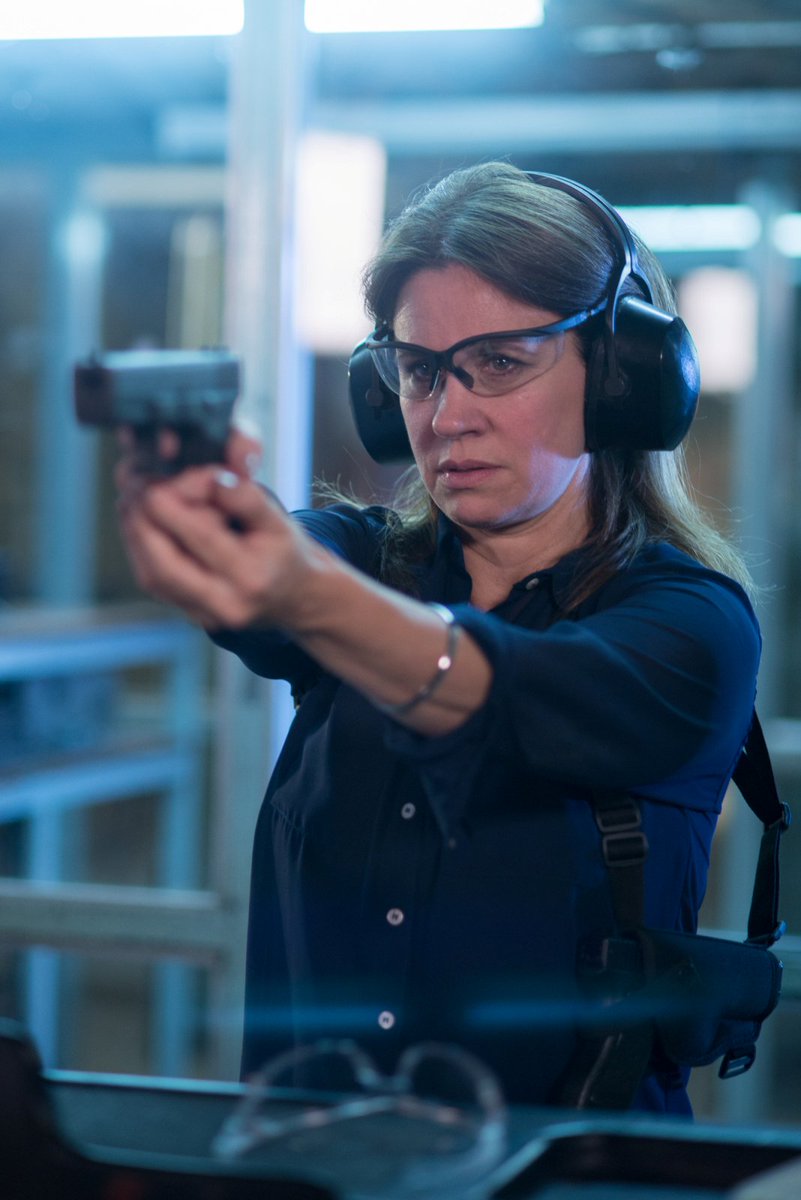 DiarioExpress's tweet photo. Perseguida por un asesino serial @NancyDupla5 vuelve al cine! 🚓🔍🎬 https://t.co/OczwPJ3PrD https://t.co/2DxZSjBD2P