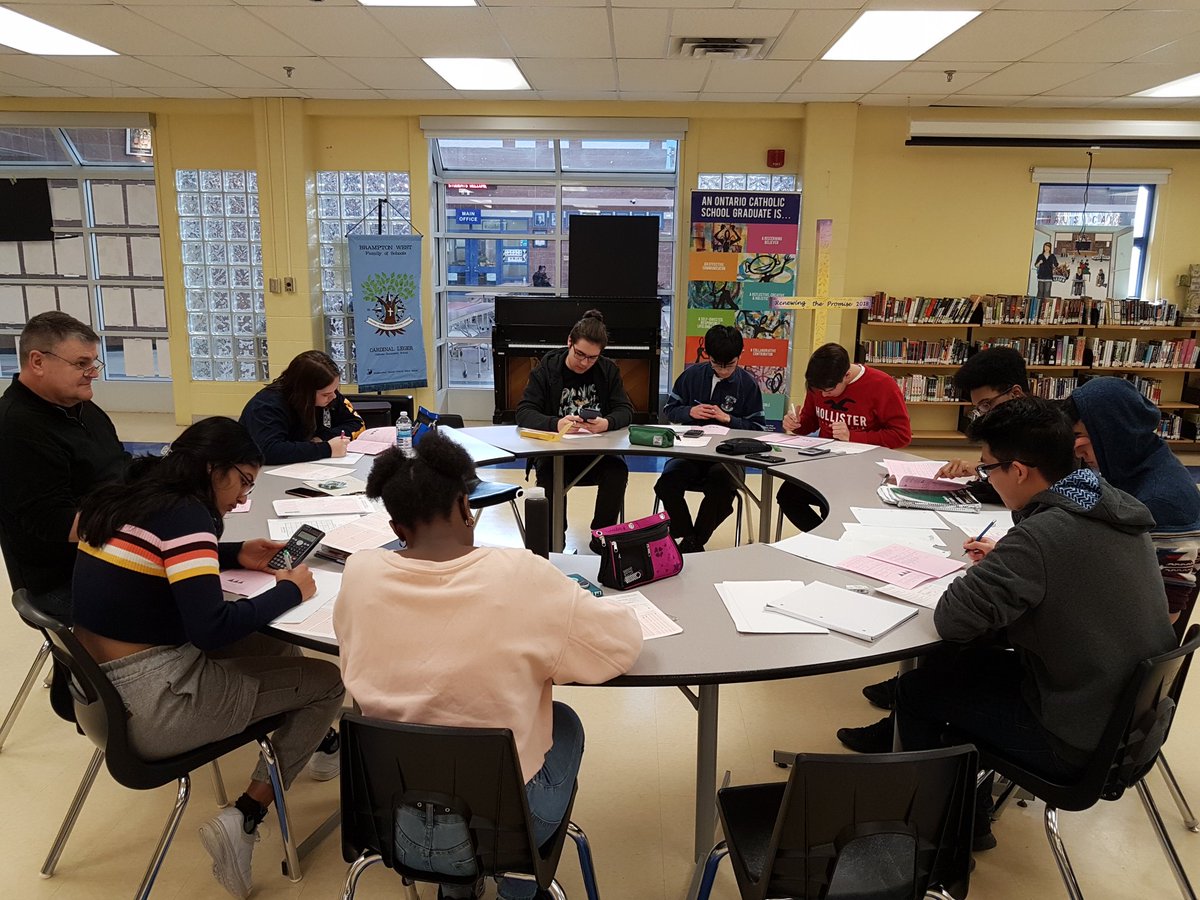 Bfinny1960's tweet image. @CardinalLegerSS Lancers competing in the University of Waterloo Math Competition this morning. Going for the gold. #lancerlearning