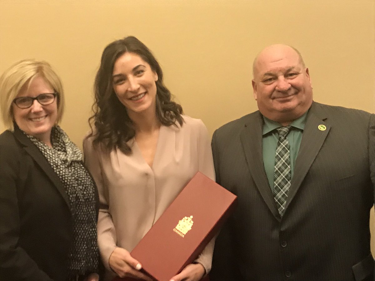 Larry Miller Retired tweet media