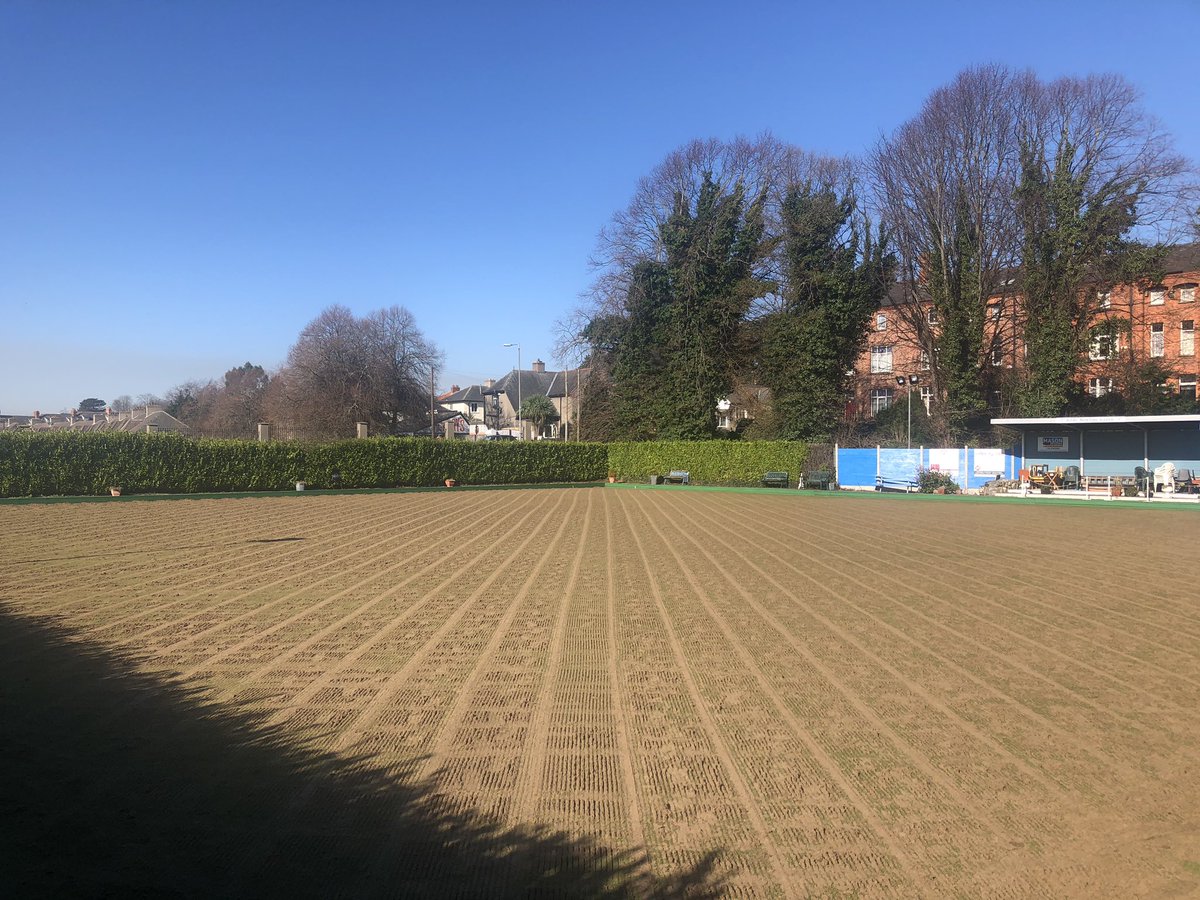 rmuzyk's tweet photo. Started scarify bowling greens today. Decent conditions to leave the surface nice and clean to get top dressing in tomorrow https://t.co/7aTD2dZ0UH