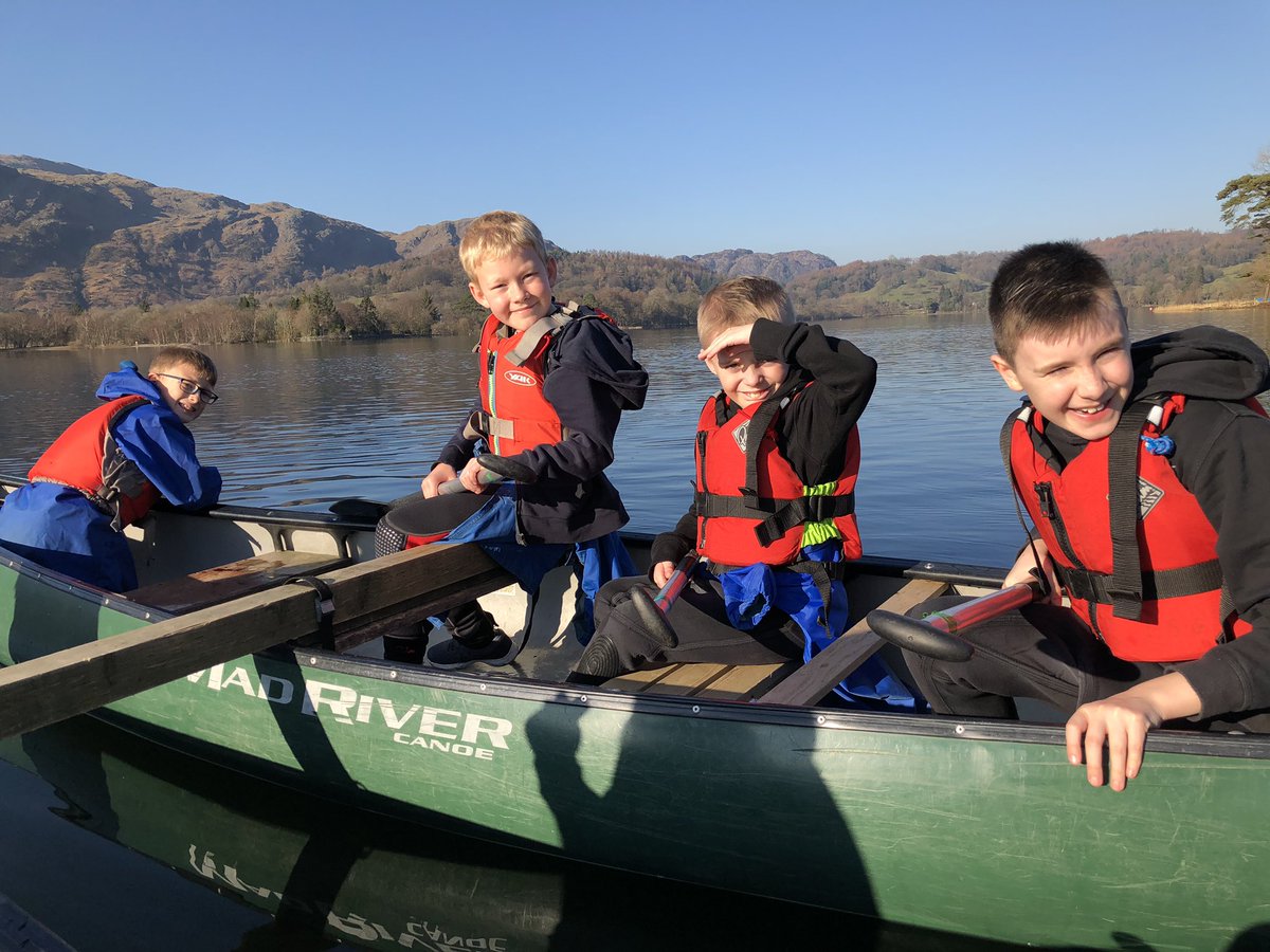 MrCottersClass's tweet photo. On the lake #Coniston @rlhughesAIM https://t.co/ROR0mINVYl