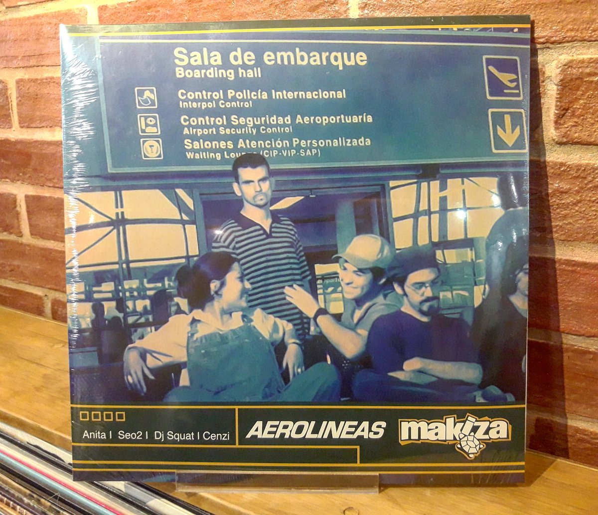 Nombre fundamental en la historia del hip-hop chileno, cuna de artistas de la talla de <a href="/cenzistiles/">cenzi</a> @seo2 o la mismisima <a href="/anatijoux/">ana / anita tijoux</a>! 😲😲😲 Porque su legado sigue marcando generaciones sin importar las fronteras!
#makiza #hiphopchileno #musicachilena
#anatijoux #cenzi #seo2