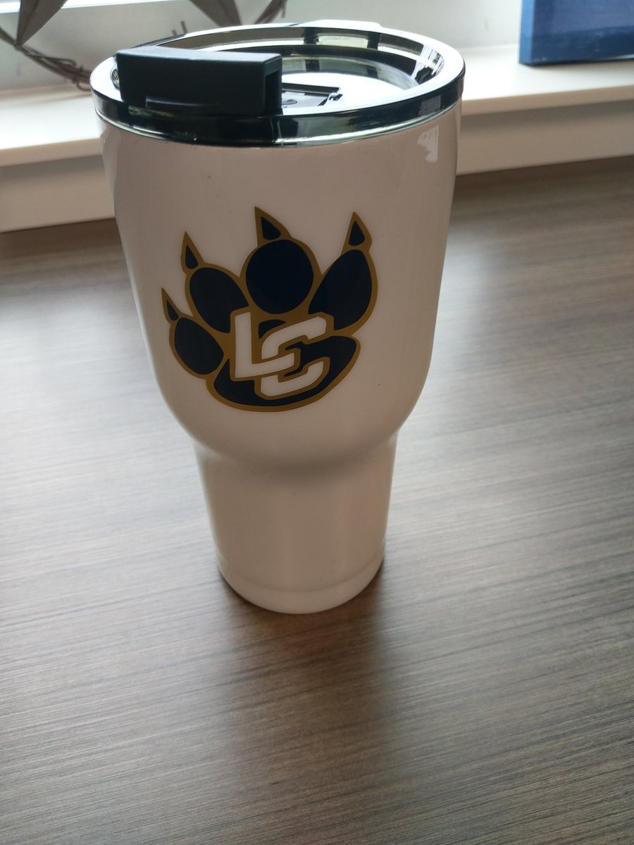 Best PTO ever!  Thank you <a href="/LClionsPTO/">Lake Creek high school PTO</a> for the birthday gift!  I especially enjoyed what was inside (CHOCOLATE!).  #best1styearever #lakecreeklions #bebold <a href="/LakeCreekHS/">Lake Creek High School</a> <a href="/PhilTweaton/">Phil Eaton</a>