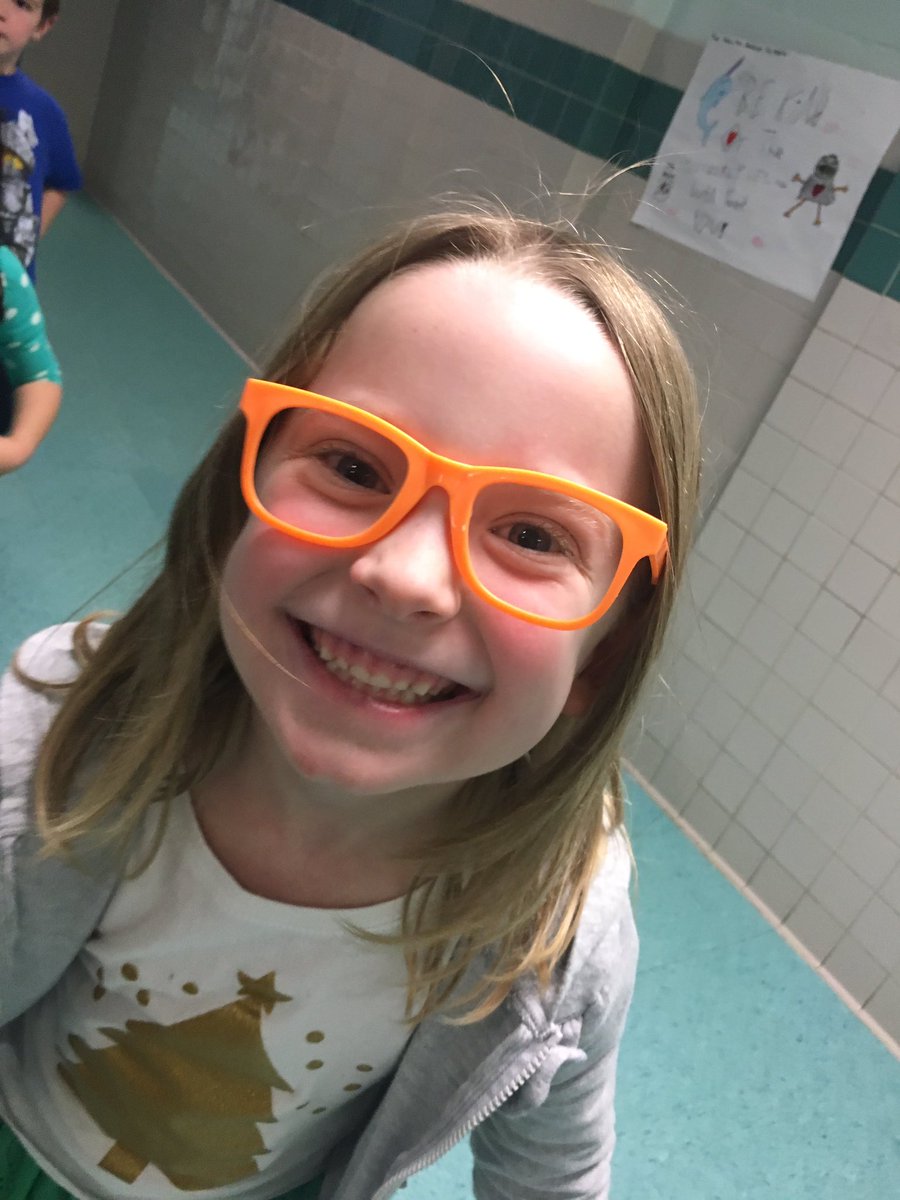 KentGardens's tweet photo. Kent Gardens celebrates reading - did you wear orange and green?! #kgreads #kgpride #strongertogether https://t.co/0ItrfLwyX1