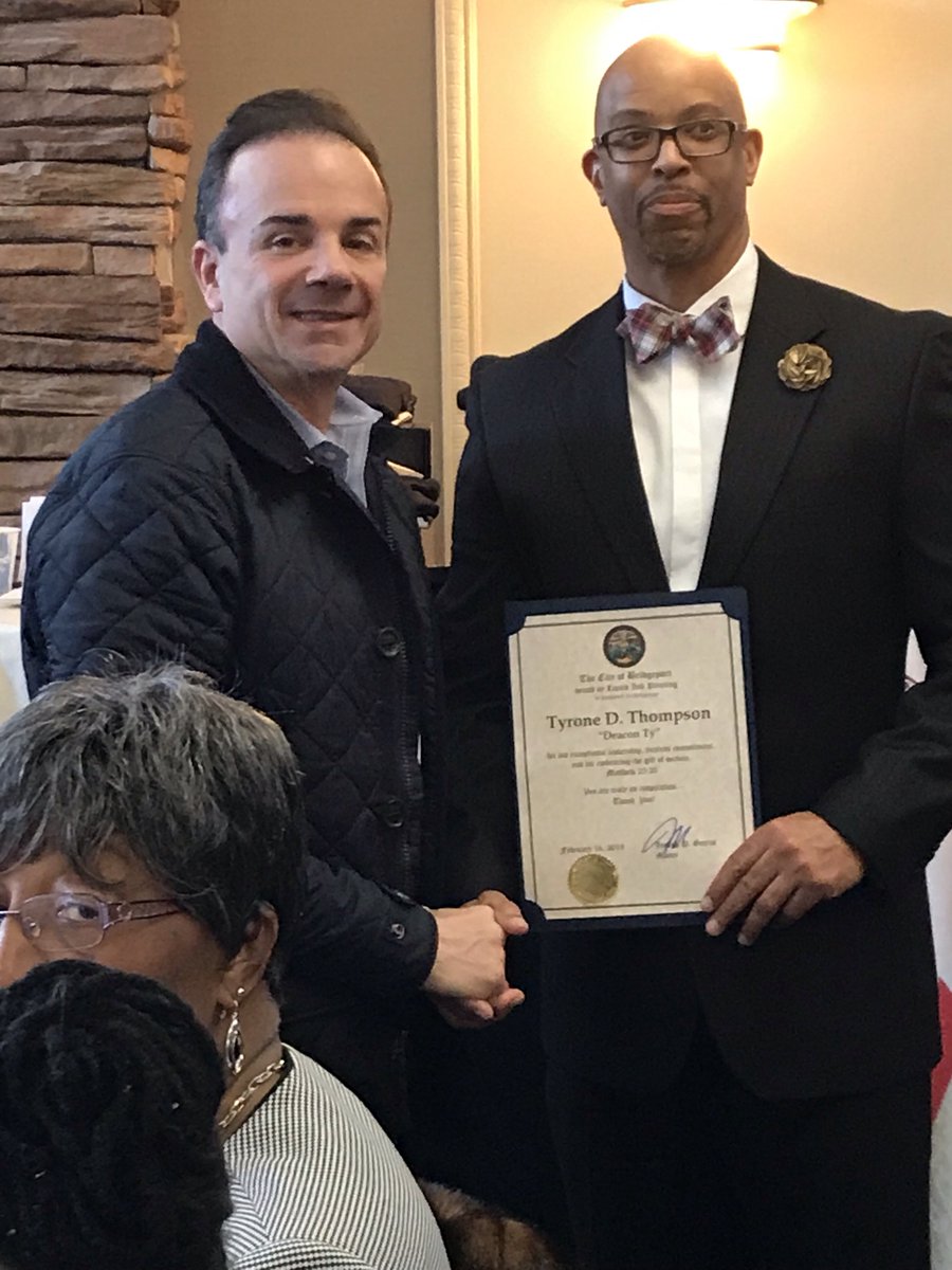 joeganim's tweet photo. I had the opportunity to acknowledge local heroes for their inspiration and influence in our community. #BlackHistoryMonth #MenofStandard
#heroes #Bridgeport #Impact https://t.co/W1AjpGZxoA