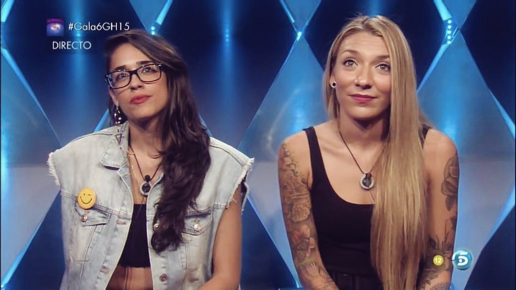 Hola, sólo paso por aquí para deciros que hace semanas que dejé de ver GH, que estáis viendo probablemente la edición más aburrida de la historia. 

Os dejo una foto de los recuerdos bonitos que tenemos en común.

Mercedes, si tú no vuelves yo tampoco.

#GHDÚOLímite7