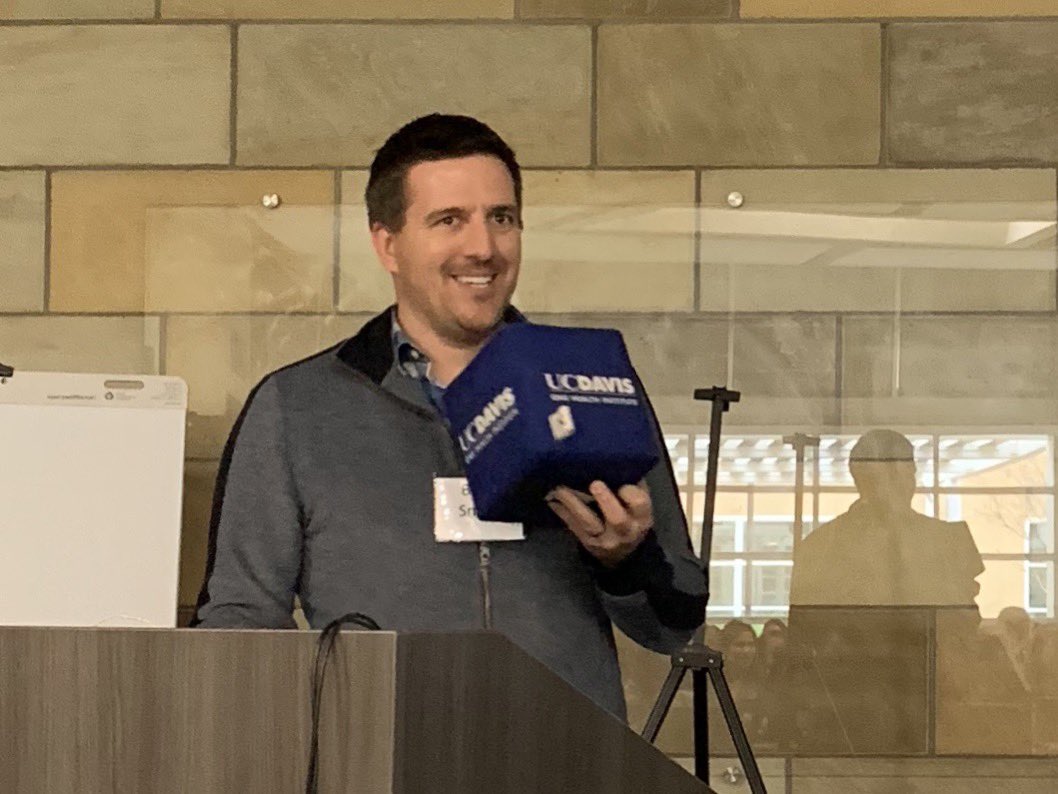 OneHealthUCD's tweet photo. Brett Smith, our lab manager and team member for 10 years (congratulations @nerd42power!), shared lab findings from the past year on the marine mammal front (including the harbor seal die-off in New England). #AnnualOHI2019 #Science https://t.co/O7poNBRb3K
