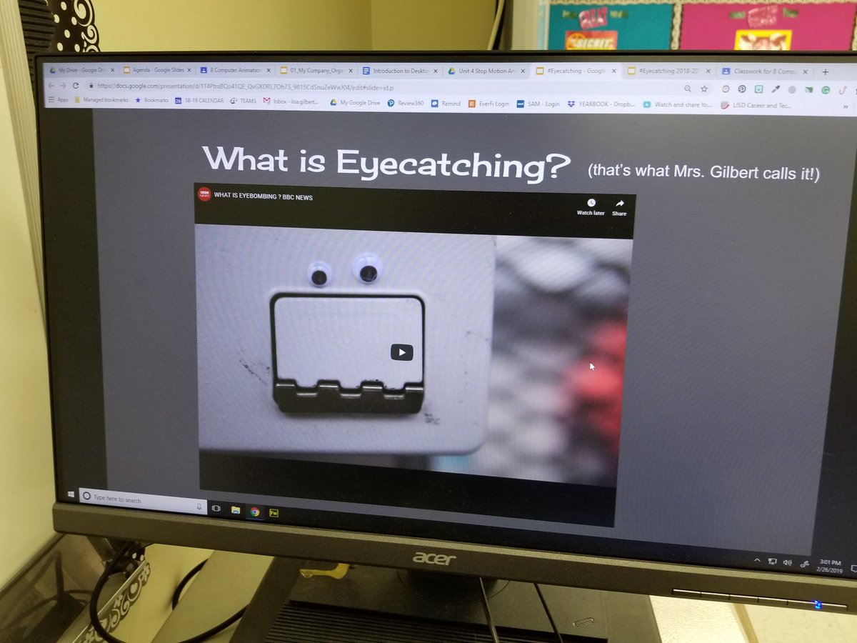 gilbertlisa's tweet photo. #eyecatching Animation &amp; MM is doing a bit of creative work today learning to use a digital camera to take a photo of a humanized part of the classroom then upload the photos to Google Drive for a collaborative Google Slide deck! @LubbockISD @LubbockDL #DLDay @IronsCougars https://t.co/yaDh9EKoD6