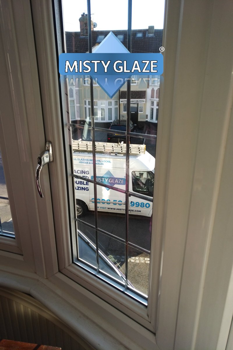 mistyglazing's tweet photo. We replace the pane only, never the frame!
Saving time, energy and money!
#romford #hornchurch #eastlondon #Havering #london #cloudydoubleglazing #cloudywindows #condensationremoval https://t.co/GHguiL9c3P