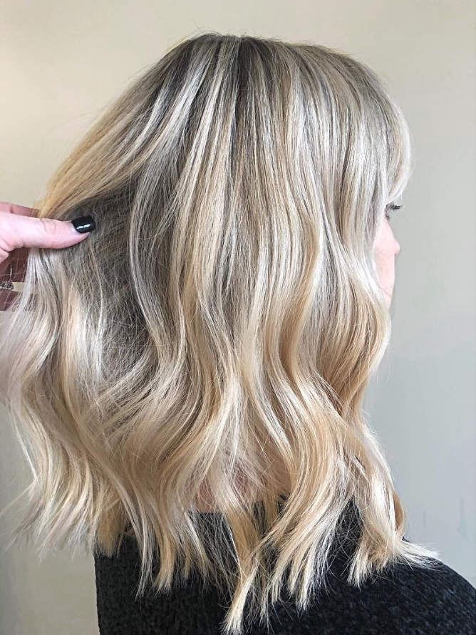 KerastaseUSA's tweet photo. Loving these silky #BlondAbsolu waves by @haley_cosmo from Lunatic Fringe Salon.
Shop now: https://t.co/HVOLbYldAA
#KerastaseTransforms https://t.co/UuHH4dVcl0