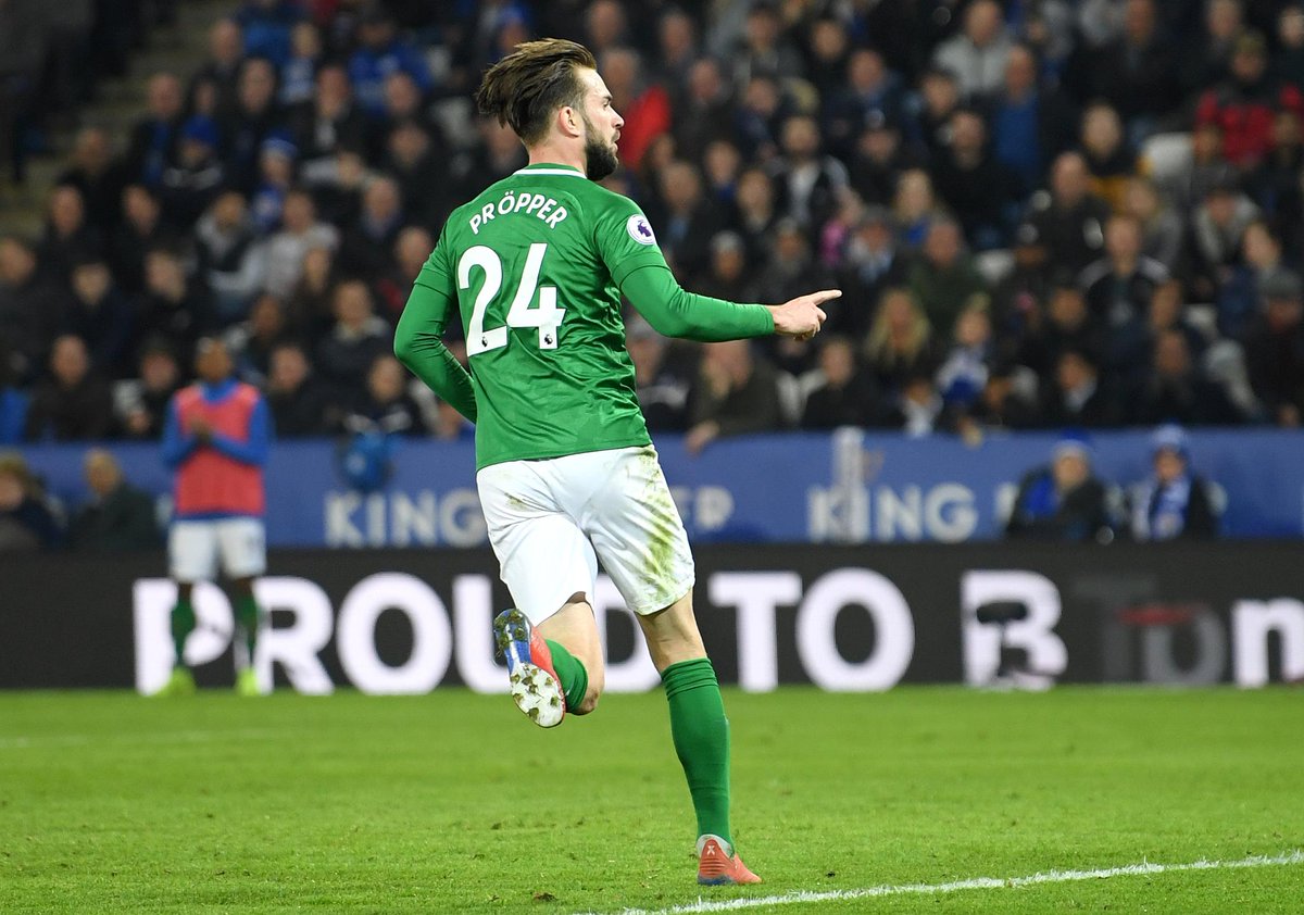 OfficialFPL's tweet photo. BONUS POINTS AS IT STANDS 

#LEIBHA
3 - Propper
2 - Gray
1 - Maddison

#NEWHUD
3 - Manquillo
2 - Schär
1 - Longstaff

#FPL https://t.co/Qc4gmKTxjA