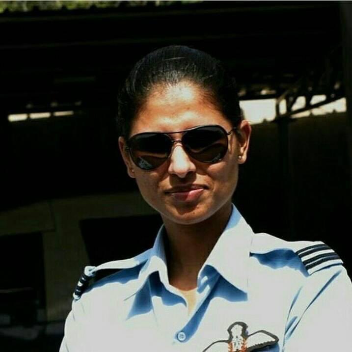 Ash322's tweet photo. Proud to inform you that the pilot of today's air strike is a girl from Bhulka Bhavan school of Surat 🇮🇳#PMModiAtRisingIndia #IndianArmy https://t.co/seVVsf2pla