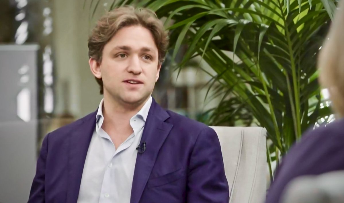"We created a company culture focused on a distributed workforce. Gen Z and Millennials may be the driving force, but it appeals to older generations because they too want the flexibility." -Taso Du Val, Toptal CEO <a href="/AdobeDocCloud/">Adobe Document Cloud</a> topt.al/rcnnD