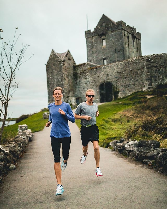 Contest Alert! This is your last chance to enter our giveaway to win 1 pair of Men's and Women's Kinvara 10* running shoes. To enter: Follow @runningroom and @sauconycanada and tag your friends below. Good luck!
-
Rules: Multiple entries allowed. All tagged accounts must be …