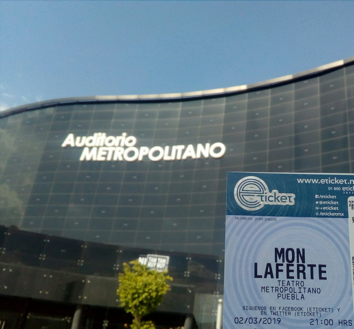 HermandadLafert's tweet photo. Nos vemos el sábado @monlaferte  😍😍
Que ganas de escucharte cantar, no importa las veces que te visto, la emoción se siente como la primera vez 😭😭
#LaGiraDeNorma https://t.co/y2L4wo7hI6