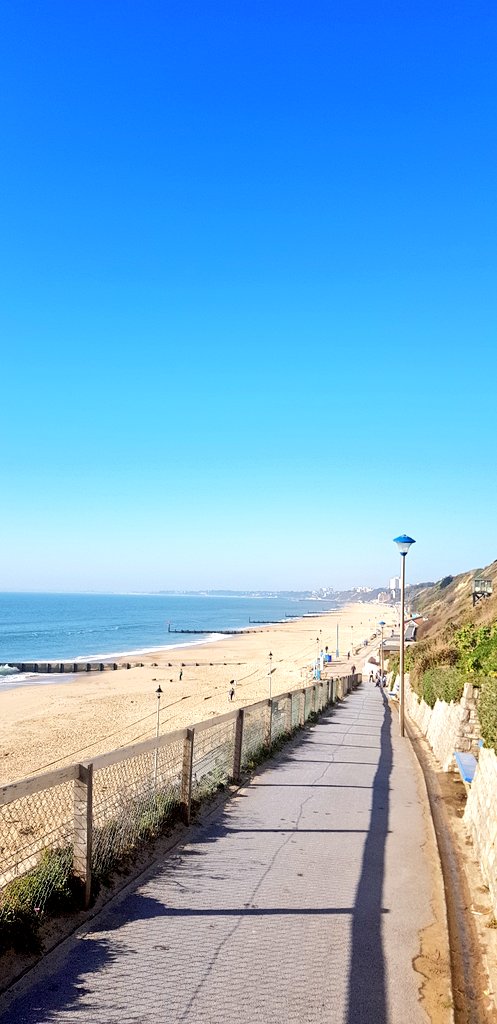 Enjoyed a little seaside action today 😎. Feed your creativity with your surroundings 🌊📝 #Dorset