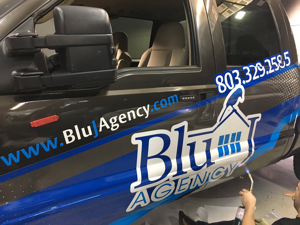 blujagency's tweet photo. New marketing.... 🚨🚨#comingsoon 
#BluJ #branding #brandingdesign #rockhillsc #fortmillsc #queencity #realtor #realestate #homesweethome #architecture https://t.co/l6S84RL0nP