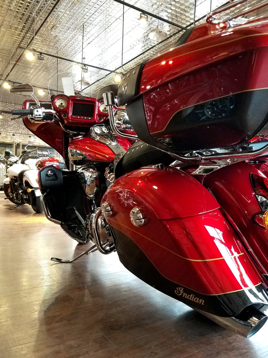 indianmc_okc's tweet photo. What do you think of the new Roadmaster Elite model? Stop by the store to see it! #RoadmasterElite #indianmotorcycle #indianroadmaster #indianmotorcycles #touringbike #touringmotorcycle #111ci #thunderstroke #custompaint #redcandy #blackcrystal #limitededition https://t.co/x9NyUopwI4