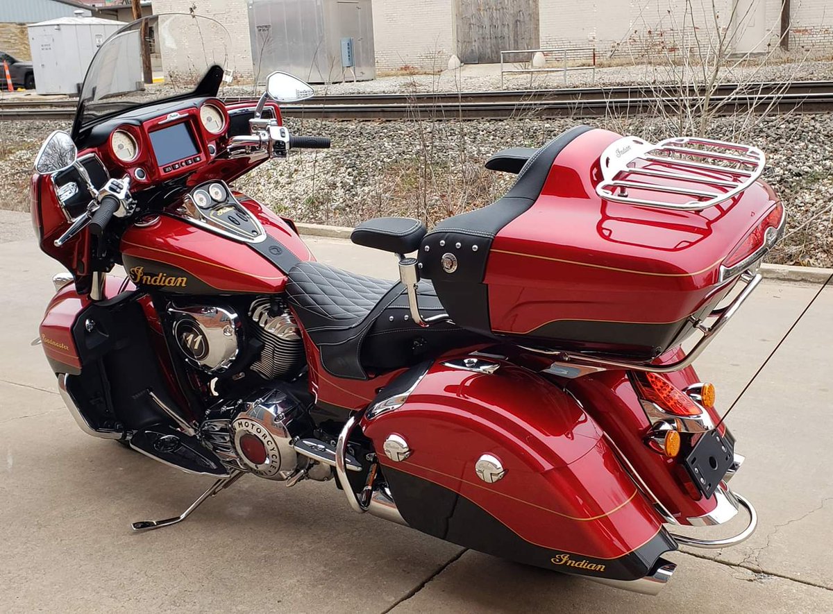 indianmc_okc's tweet photo. What do you think of the new Roadmaster Elite model? Stop by the store to see it! #RoadmasterElite #indianmotorcycle #indianroadmaster #indianmotorcycles #touringbike #touringmotorcycle #111ci #thunderstroke #custompaint #redcandy #blackcrystal #limitededition https://t.co/x9NyUopwI4