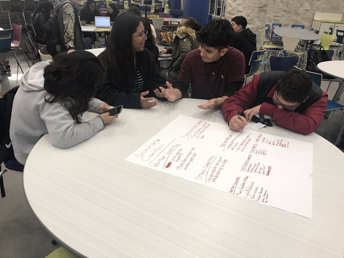 BlansonNHS's tweet photo. First NHS meeting here at BlansonCTE and all members of the committees are doing great things and working hard! Keep it up Jaguars! #GoBlansonJaguars #BlansonNHS https://t.co/iUIOx7l459