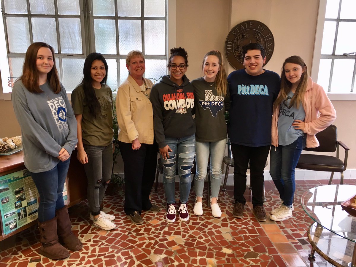 We had a great meeting this afternoon discussing DECA, CTE, and CTSO’s with Christine Jackson at the Camp County Chamber of Commerce. We look forward to more partnerships in the future! 
#CTEmonth #partners #buildingbetterleaders