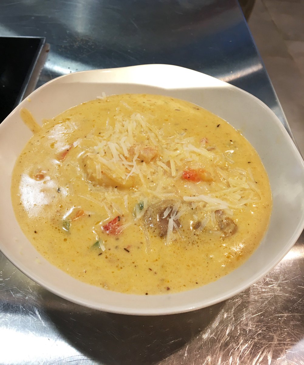 We’re cookin’ up shrimp &amp; grits tonight at The Chef’s Kitchen w/ David Best from <a href="/BeyuCaffe/">Beyu Caffe</a>! <a href="/DukeU/">Duke University</a> <a href="/DukeStudents/">Duke Students</a> #dukedining #duke #shrimpandgrits #thechefskitchen #brodheadcenter