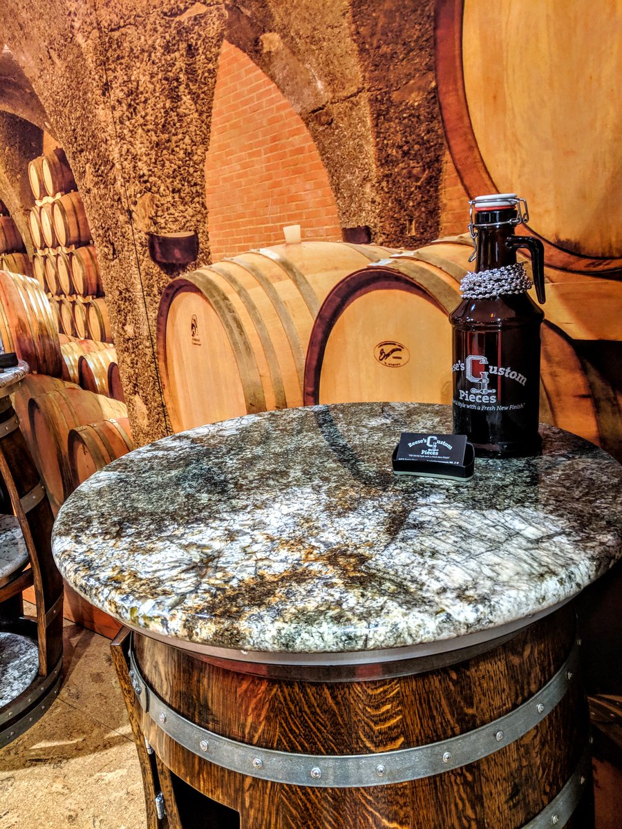reesescustom's tweet photo. Two VERY different table tops surprisingly come from the same slab of granite......this stone is Kamerica😁 https://t.co/cC0wVUgpIL