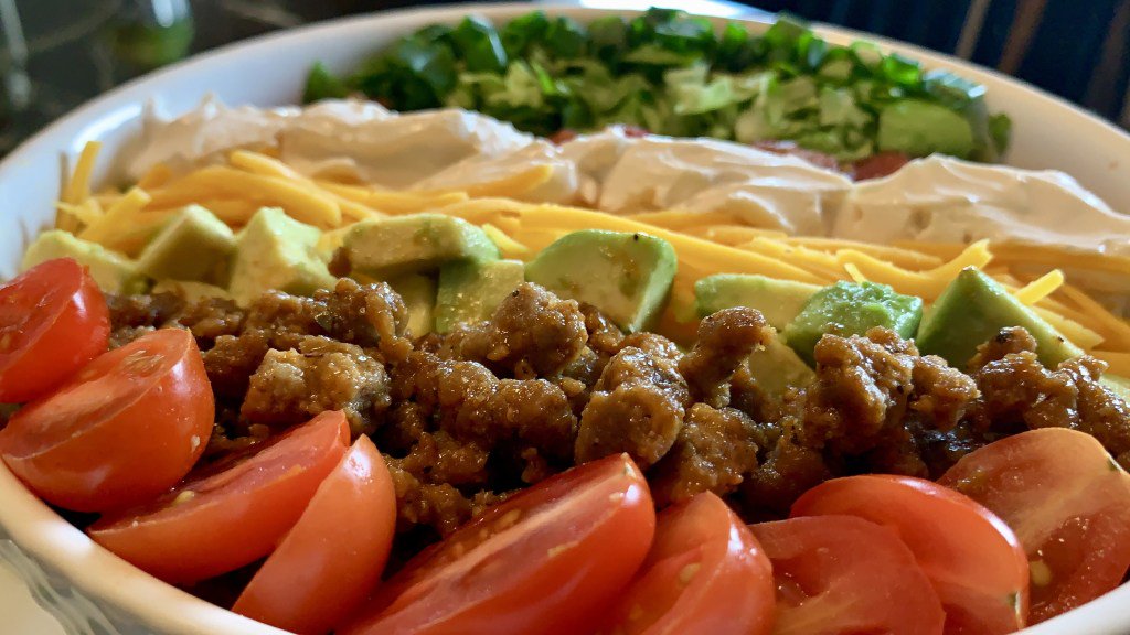 PB_Simplicity's tweet photo. Taco Salad https://t.co/ODHgNXuTE2 https://t.co/ggPsAqVpFm