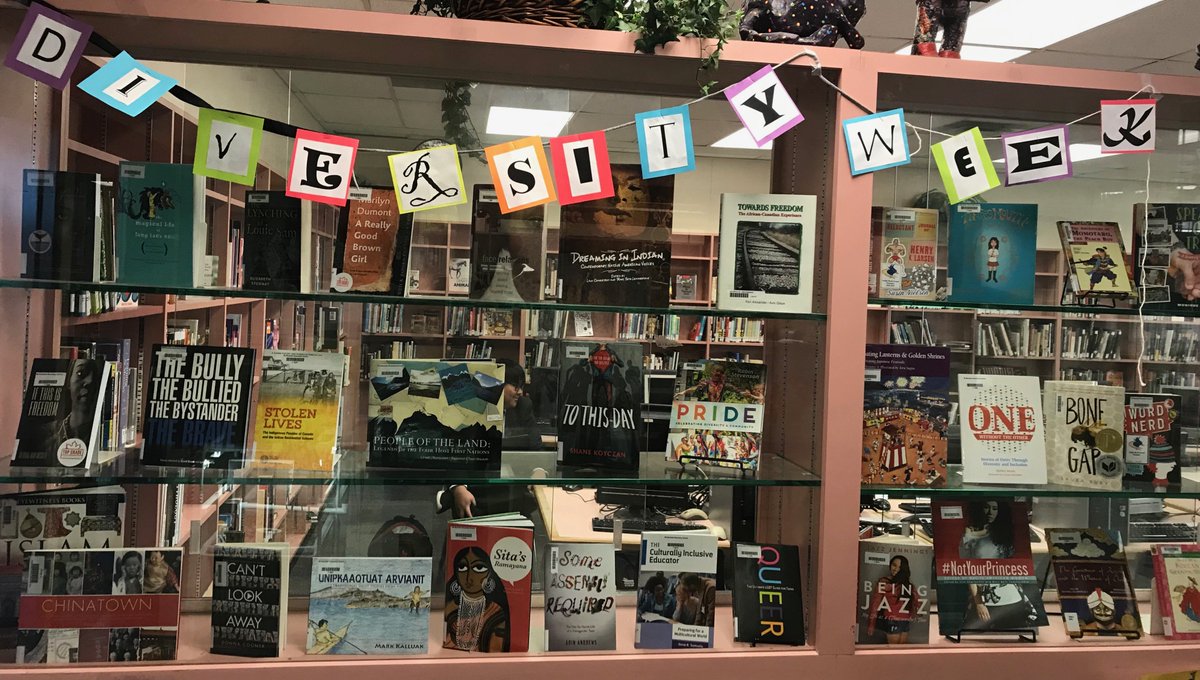 DlcSd35's tweet image. Freedom to Read AND Diversity Week Displays. Langley Library Learning Commons are rocking it as per usual! #think35 #llcsd35 #FreedomToReadWeek