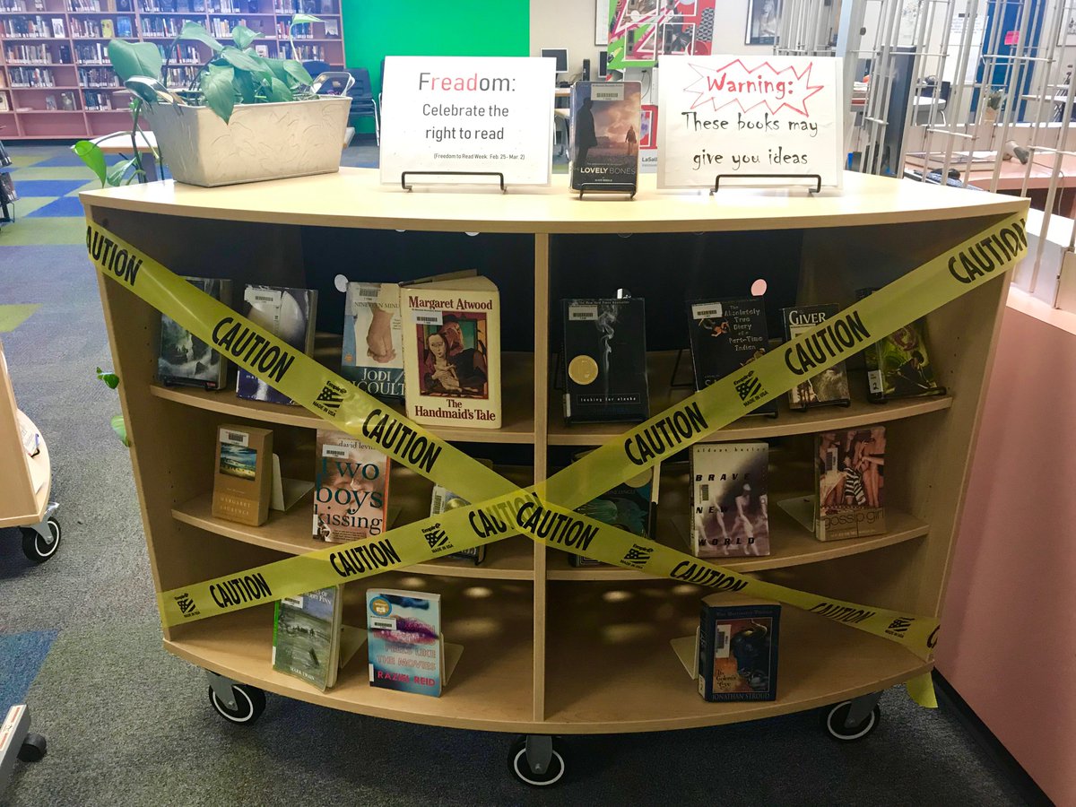 DlcSd35's tweet image. Freedom to Read AND Diversity Week Displays. Langley Library Learning Commons are rocking it as per usual! #think35 #llcsd35 #FreedomToReadWeek
