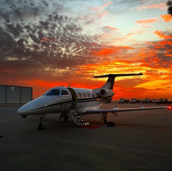 flyairshare's tweet photo. Sunset Aglow.
#Airshare #AirsharePilotLife #PilotLife #BobRoss #TexasSky #PrivateJet #Aviation #Sunset #Phenom100 #Embraer #BusinessAviation #TexasJet
📷 Pilot Luke Bishop https://t.co/5sC70CUlHb