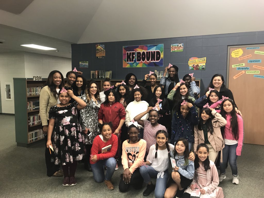 Queensofkf's tweet photo. Queens of KF had the honor to be with the Queens of Mcdougle this evening! They are so phenomenal, we had a blast! Hope to visit you girls soon! You Queens rock ππ#Queens #queensofkf #Mcdouglequeens #KISD #queenssupportqueens π https://t.co/WcO97gZbuI