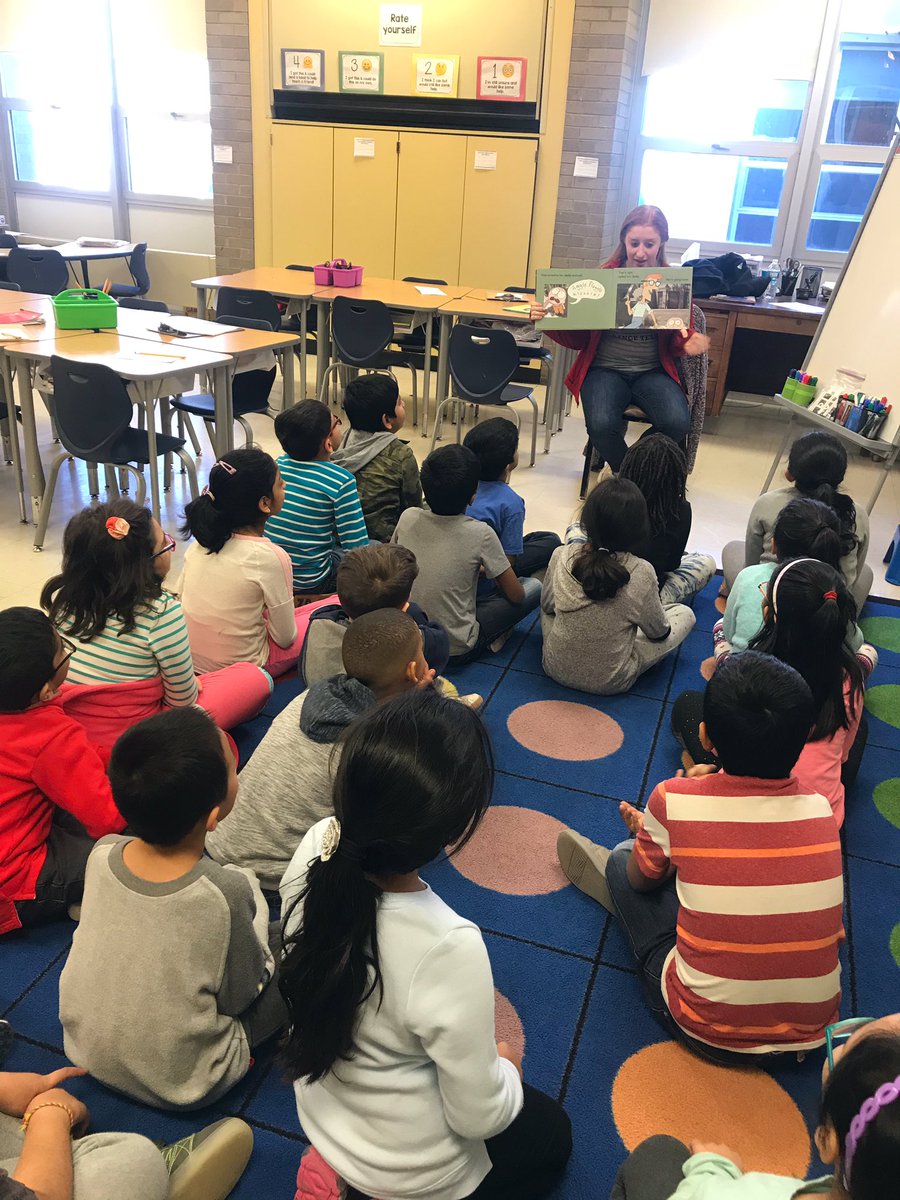MissMiller1213's tweet photo. @jmprimary was lucky to have some guest readers today for Read Across America! My kids got to meet my sister Mackenzie who came to read to us while representing Rutgers athletics! 😊📚 https://t.co/nIEsnNRofW